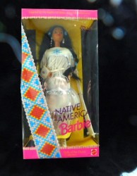 1992 DOLLS OF THE WORLD NATIVE AMERICAN BARBIE DOLL IN BOX  1753